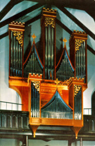 Mount Calvary organ